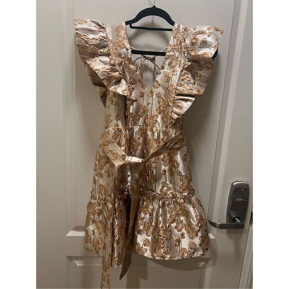 Elliatt Glimmer Metallic Jacquard Mini Dress wedding Guest Dress Size S NWT$228 - Picture 2 of 4